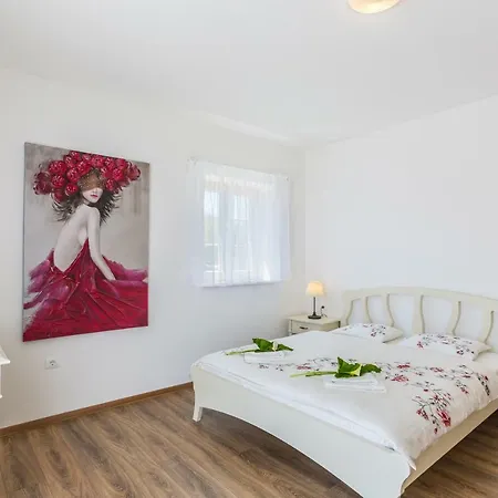 Villa Golden Sun Rebici