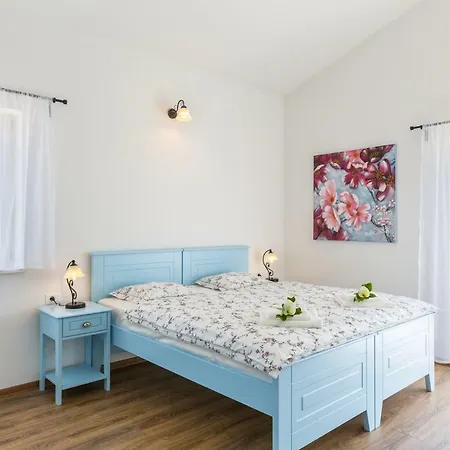Villa Golden Sun